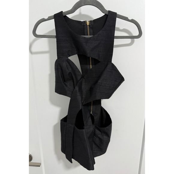 Black‎ Cutout Peplum Crop Top with Gold Zip Sleeveless Party Clubwear Size Small - Picture 3 of 3